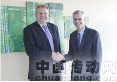 Cognex COO Robert Willet和B&R總經(jīng)理 Han Wimmer開創(chuàng)了基于POWERLINK的合作。