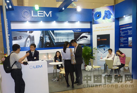 圖為L(zhǎng)EM參加2011年P(guān)CIM Asia電力電子展掠影