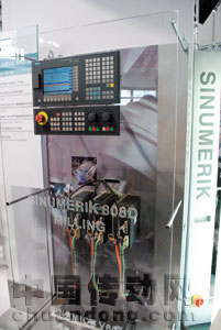 Sinumerik 808D在機(jī)床展上展示